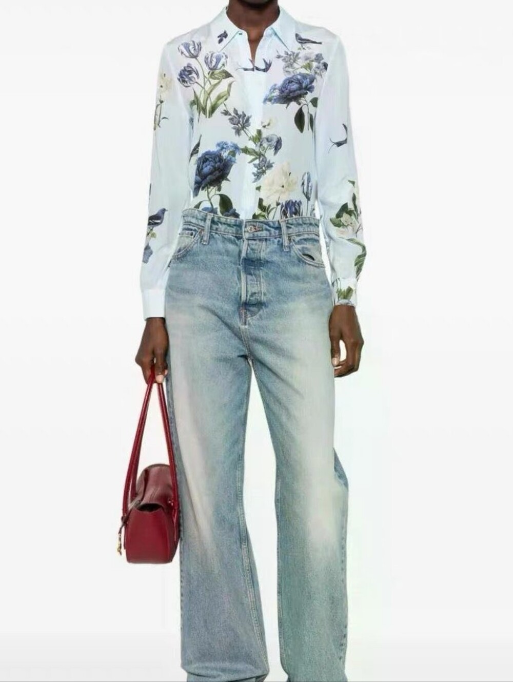 Alice + Olivia Willa Silk Shirt In Fly Away